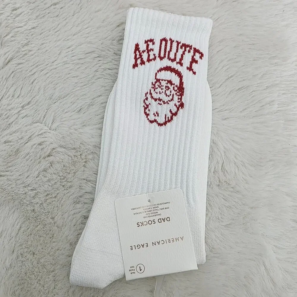 American Eagle White Red Dad’s Crew Socks NWT Mens One Size Super Soft Festive